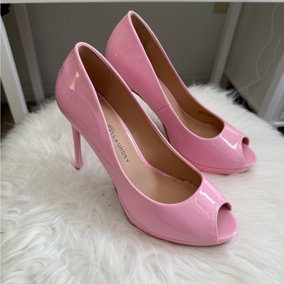 Chinese Laundry Glossy Pink Peep Toe Heels - Picture 1 of 2